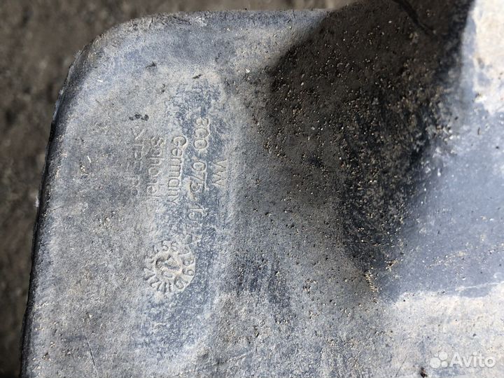 Брызговики задние Пассат б6 сс