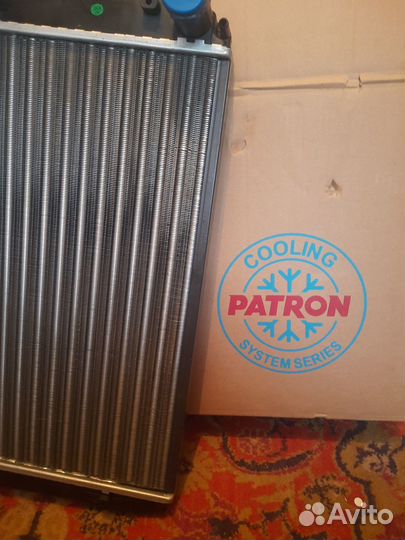 Радиатор охлаждения двигателя audi 80