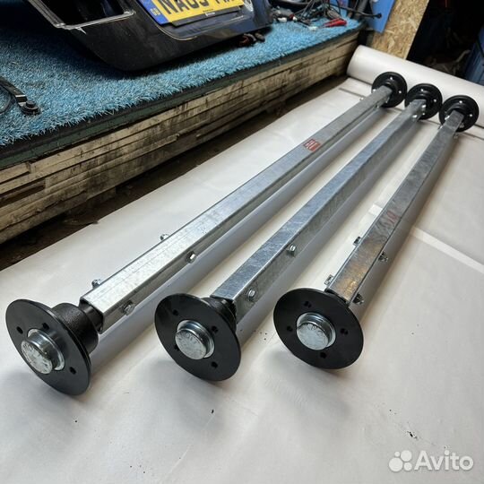 Ось для легкового прицепа рессорная. Балка, ступиц