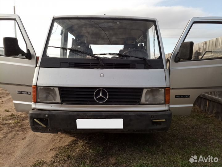 Mercedes-Benz MB100 2.4 МТ, 1995, 382 159 км