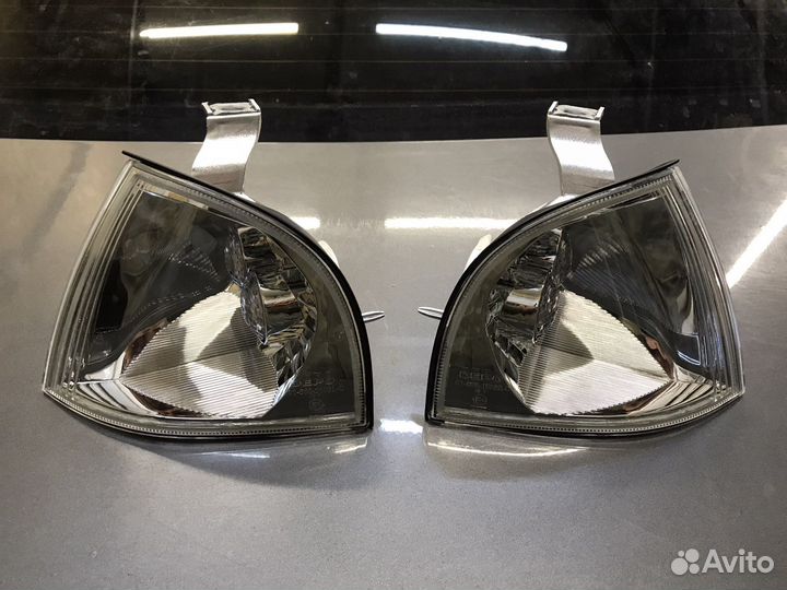 Поворотники Skoda Octavia A4 1U