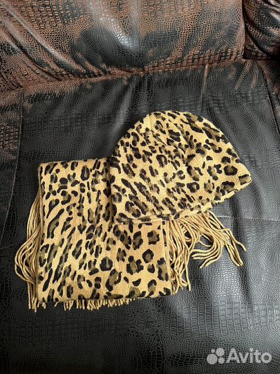 Женский шарф и шапочка