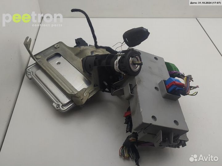 Б/У Б/У Блок управления двигателем (двс) Комплект