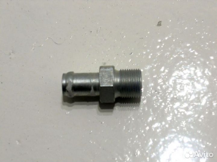 Валдай Штуцер шлангов масл. радиатора газ