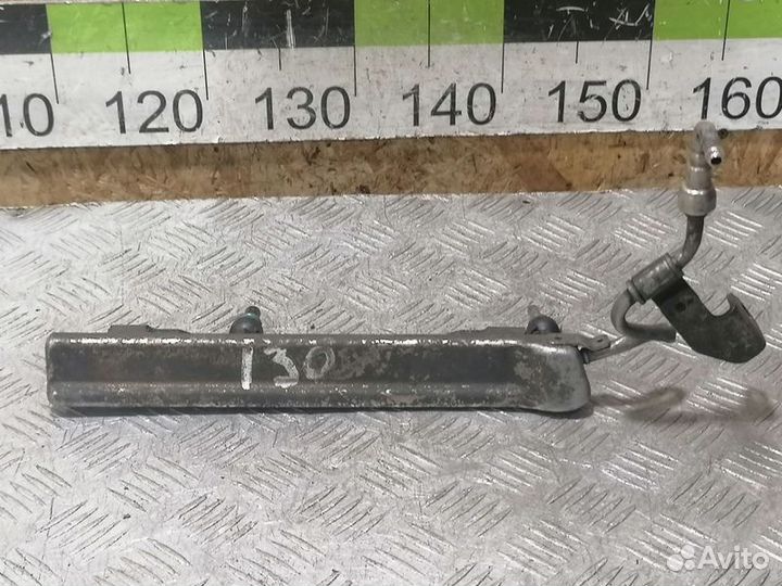 Рейка топливная рампа Nissan Tiida c11