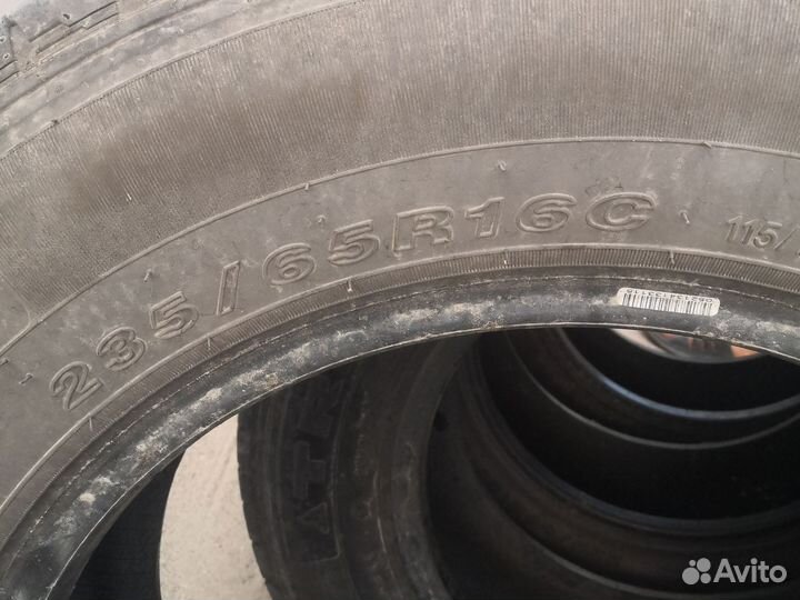 Triangle Connex Van TV701 235/65 R16C