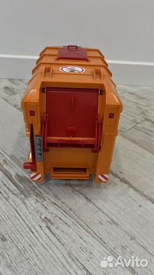 Машина Bruder