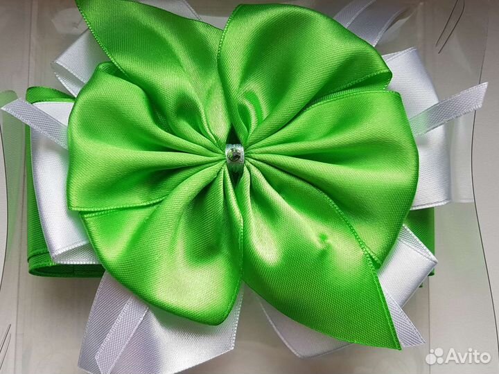 Бант атласный с лентой для конверта на выписку