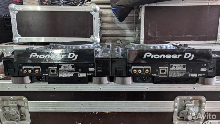 Pioneer CDJ 2000 nexus 2