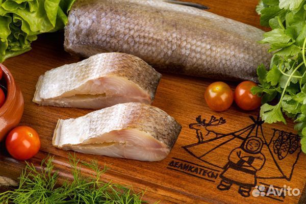 Тушки лососевых рыб потрошеные свежемороженые