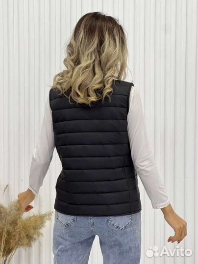 Жилетка женская новая 44,50р-р