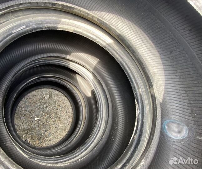 Bridgestone Blizzak Revo GZ 215/55 R17