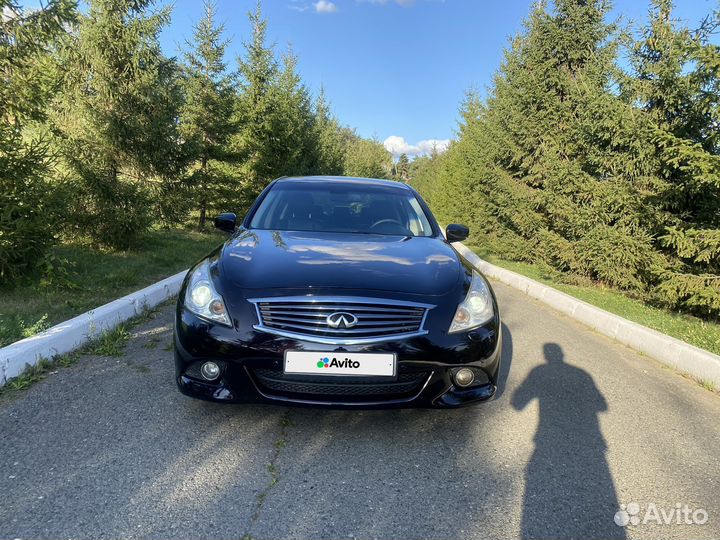 Infiniti G25, 2012