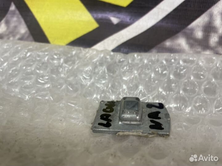 Крепеж крепление салонного зеркала Laguna 2 Лагуна