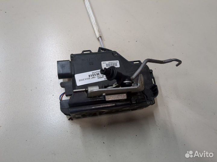 Замок двери Audi A6 (C5), 2002