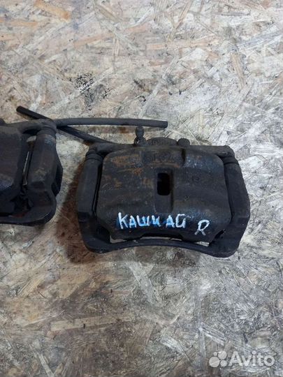 Суппорт Передний Левый Правый Ниссан Кашкай J10