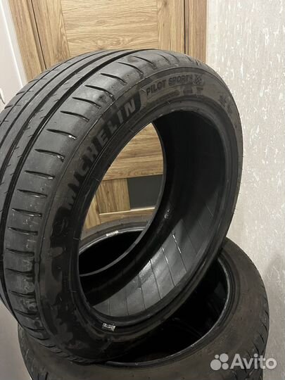Michelin Pilot Sport 4 225/45 R17 94
