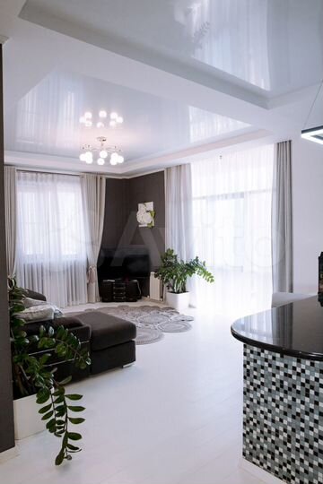 2-к. квартира, 65 м², 1/4 эт.