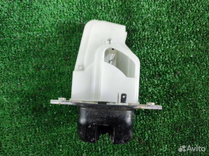 Замок крышки багажника Honda CR-V 3 (RE) 2009