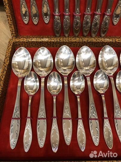 Набор столовых приборов мельхиор