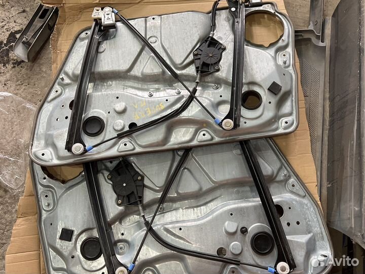 Стеклоподъемник Skoda Superb 1