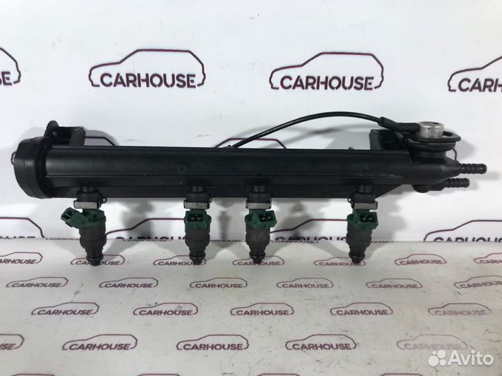 Рампа топливная Volkswagen Golf MK4 1.6 AKL 1997