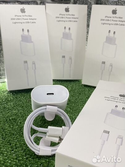 Быстрая зарядка для iPhone 20w + кабель