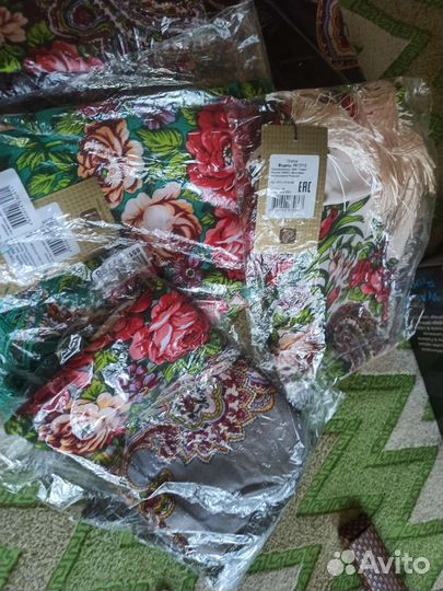 Новопавловские платки