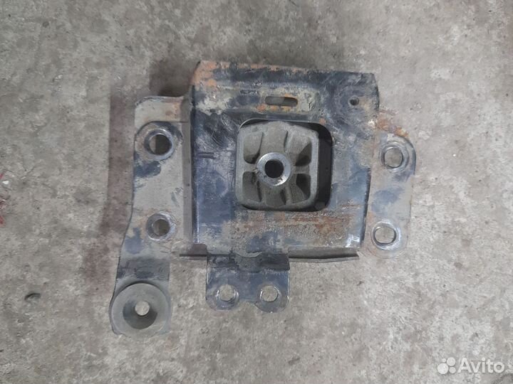 Подушка кпп левая Ford Mondeo 4 2.0