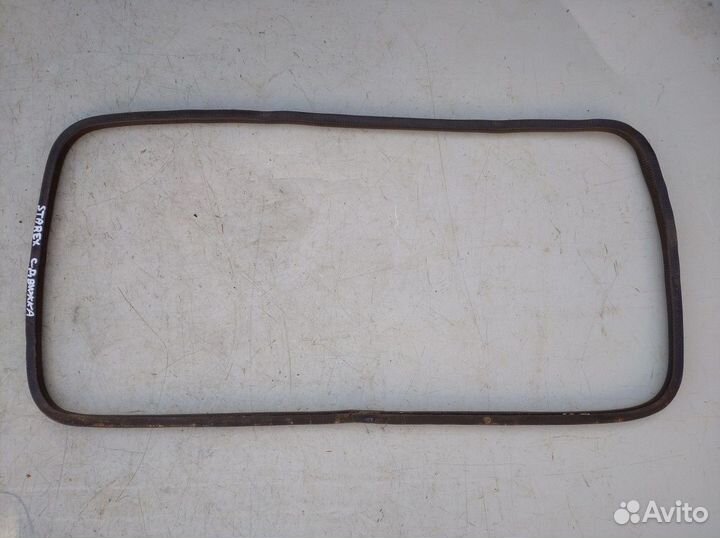 Уплотнитель стекла сдвижной двери Хендай Старекс