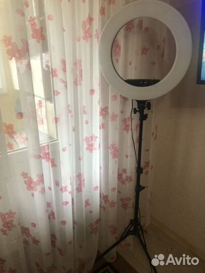 Самая мощная кольцевая лампа