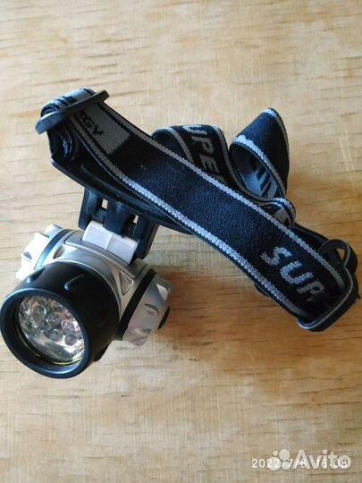 Налобный фонарь