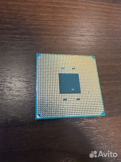 Процессор AMD Athlon 3000G