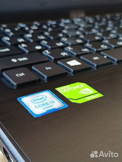 Ноутбук Acer i3/940MX/M2-256/8GB