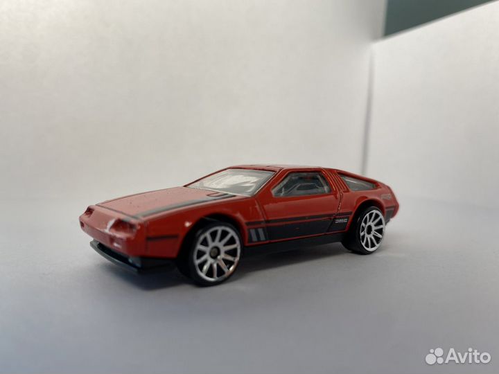 Hotwheels '81 Delorean DMC-12