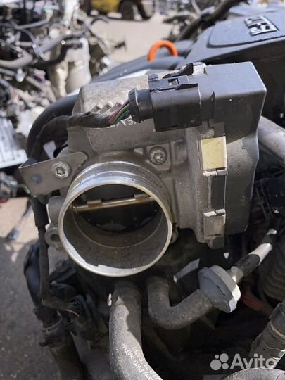 Заслонка дроссельная BVY Audi A3 8P 06F133062B