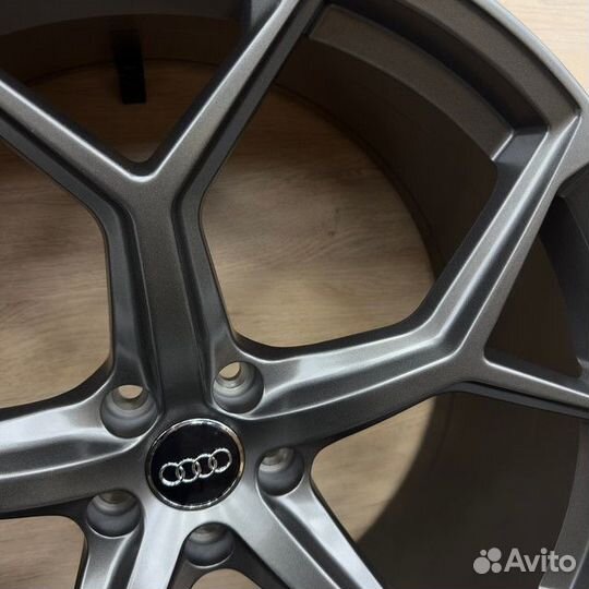 Матовые диски для Audi R22