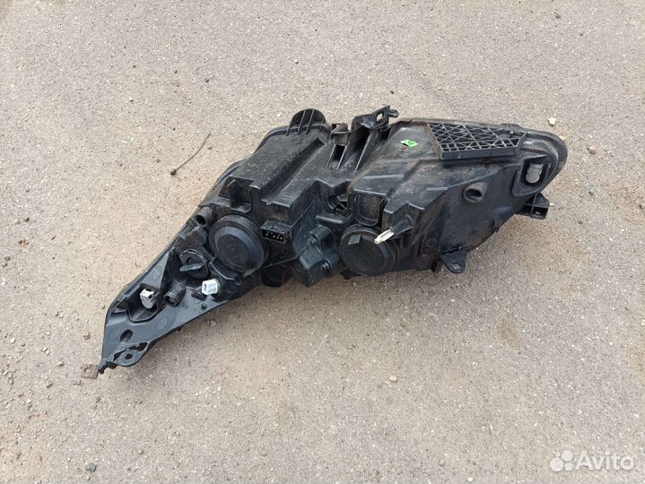 Фара Citroen c4 первое поколение