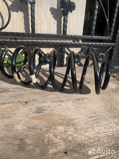 Пружина амортизатора