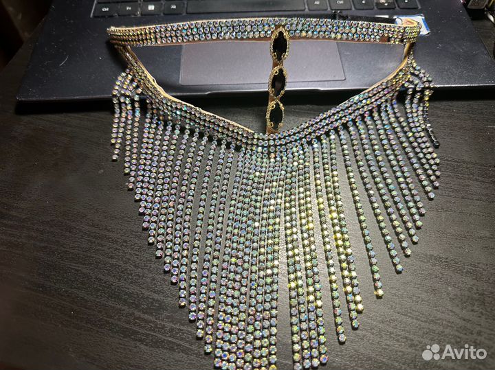 Маска стразовая бурга черный