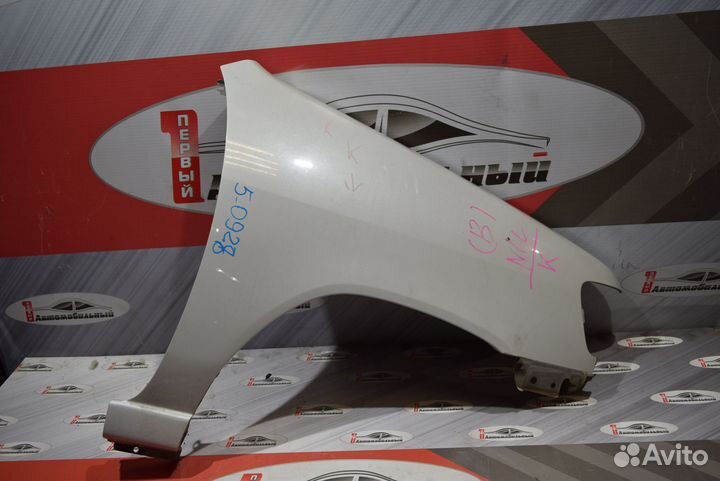 Крыло низ перед право c Nissan Cube Z10 CG13DE