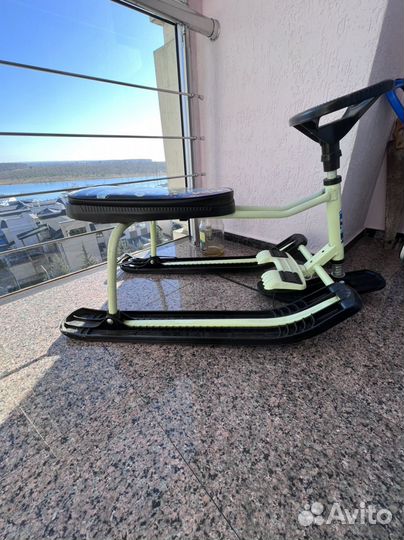 Детский снегокат Nika