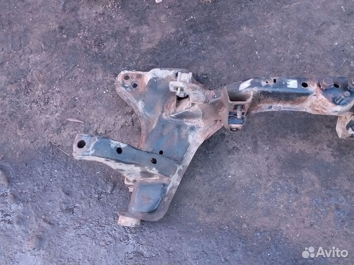 Подрамник передний kia clarus 2 МКПП