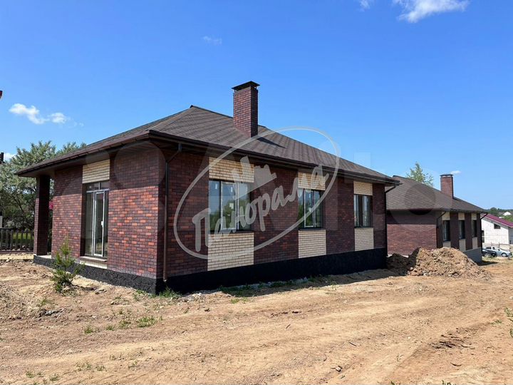 Дом 95 м² на участке 5 сот.