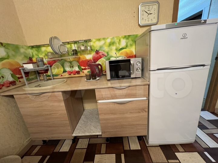 Комната 20 м² в 3-к., 1/17 эт.