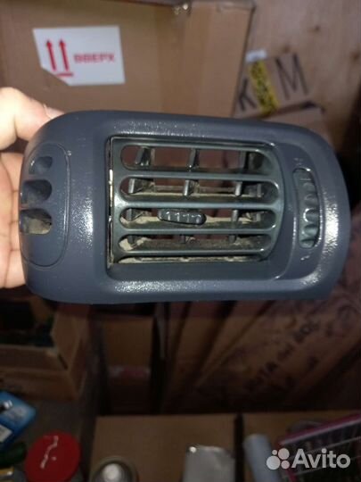 Дефлектор воздуховода Renault Symbol