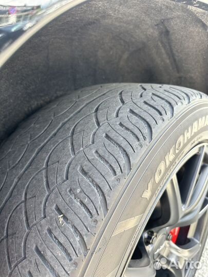 Yokohama Parada Spec-X 295/45 R20