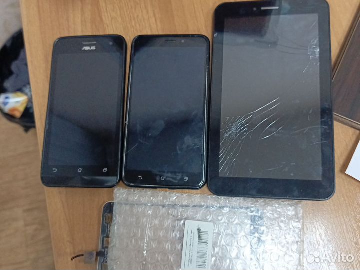 Мобильные телефоны и планшет