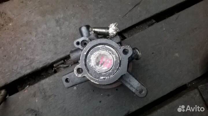 Насос гидроусилителя Toyota E11 4AFE