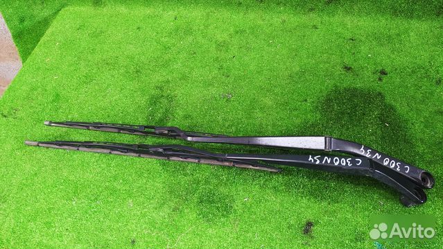 Поводок дворника передний Chrysler 300C седан EZD